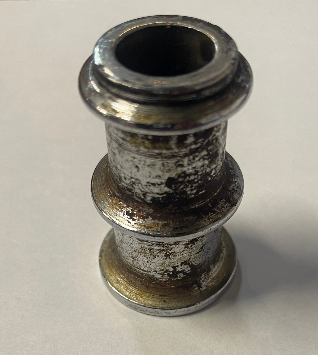 Used Harley-Davidson rear axle OEM 41595-36 4007-36 for 1936-1957 Big Twin with original vintage patina